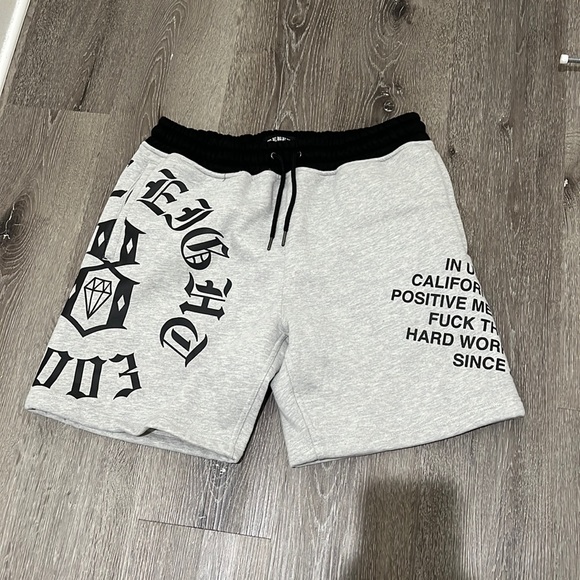 Rebel8 Other - Rebel8 sweat shorts